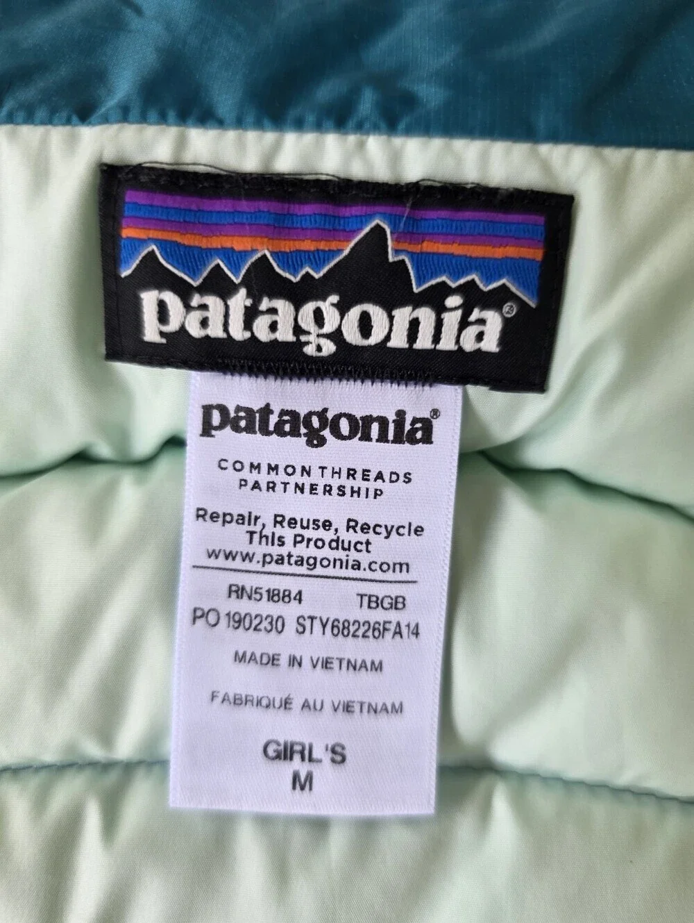 Patagonia girls’ puffer